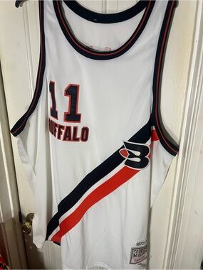 Bob Mc Adoo  Buffalo 1972-73 size 56 great condition